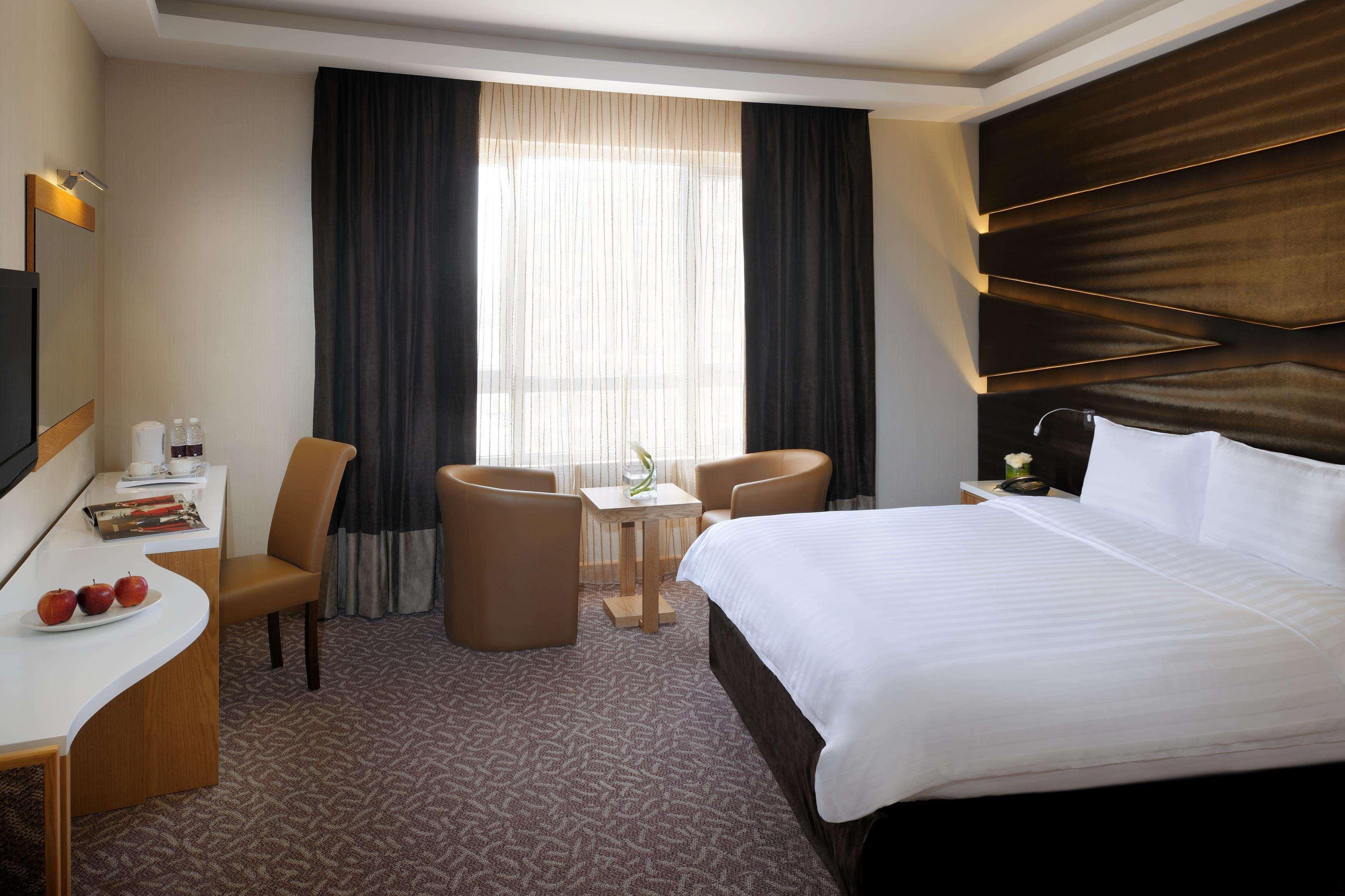 Al Safir Hotel Manama Room photo